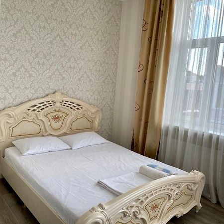 לבוב Apartment Studio -Біля Вокзалу-Недалеко Від Центру-Городоцька 151 מראה חיצוני תמונה